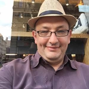 Meet your Posher, Simon